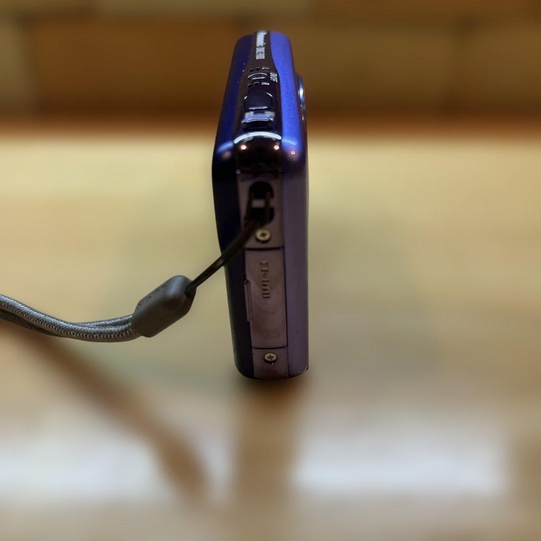 デジカメ LUMIXパナソニック DMC-FX80 水色