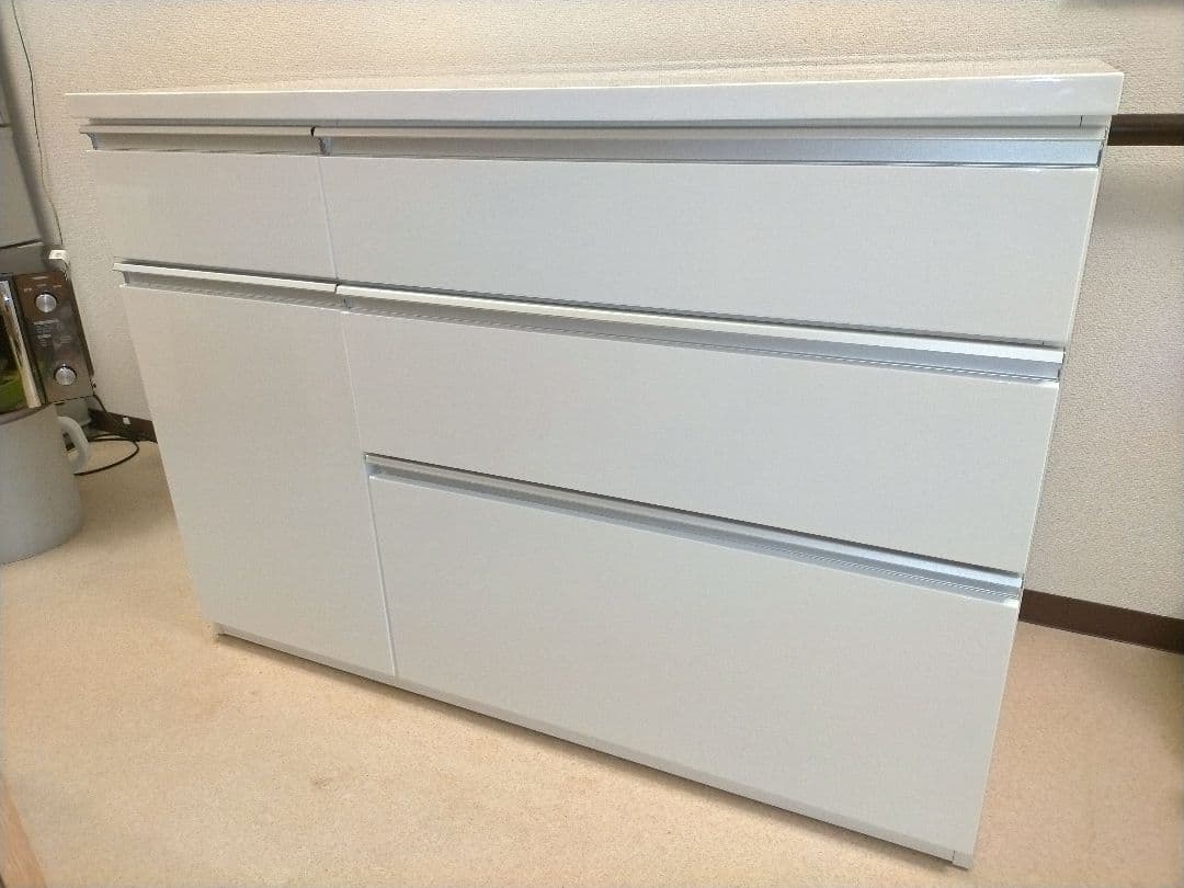 【送料込】ニトリ キッチンカウンター 幅120奥行51高さ86cm 食器棚 白色