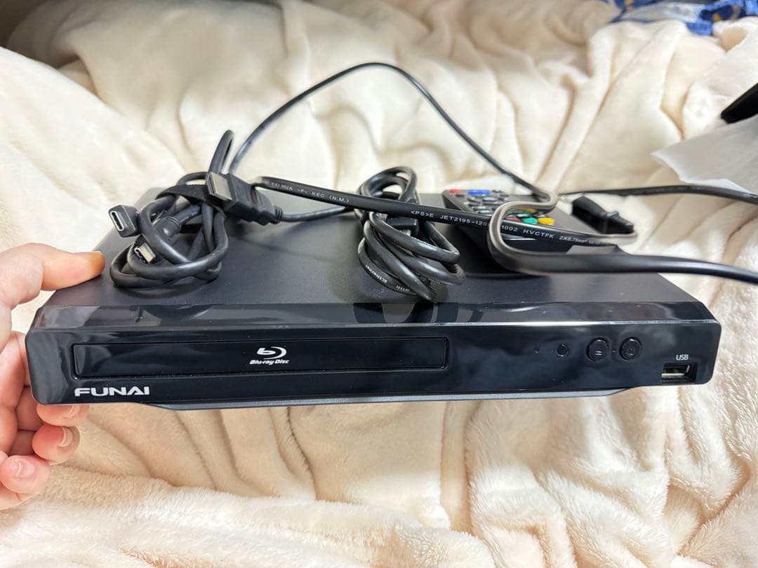 15.6インチ フルHD IPSモニター + ブルーレイDVDプレイヤー