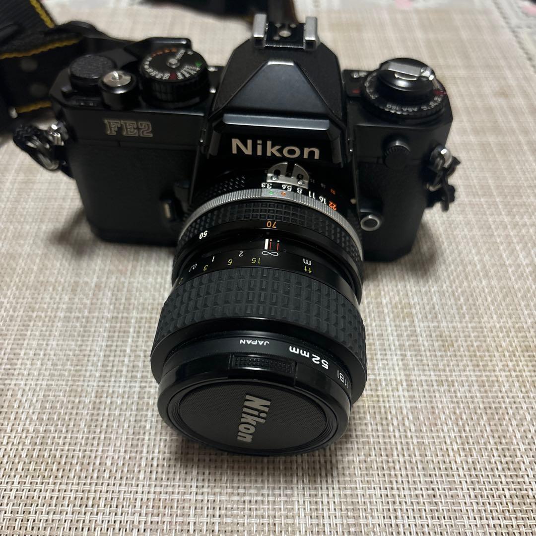Nikon FE2 一眼レフカメラ 35-70mmレンズ付き ストロボおまけ