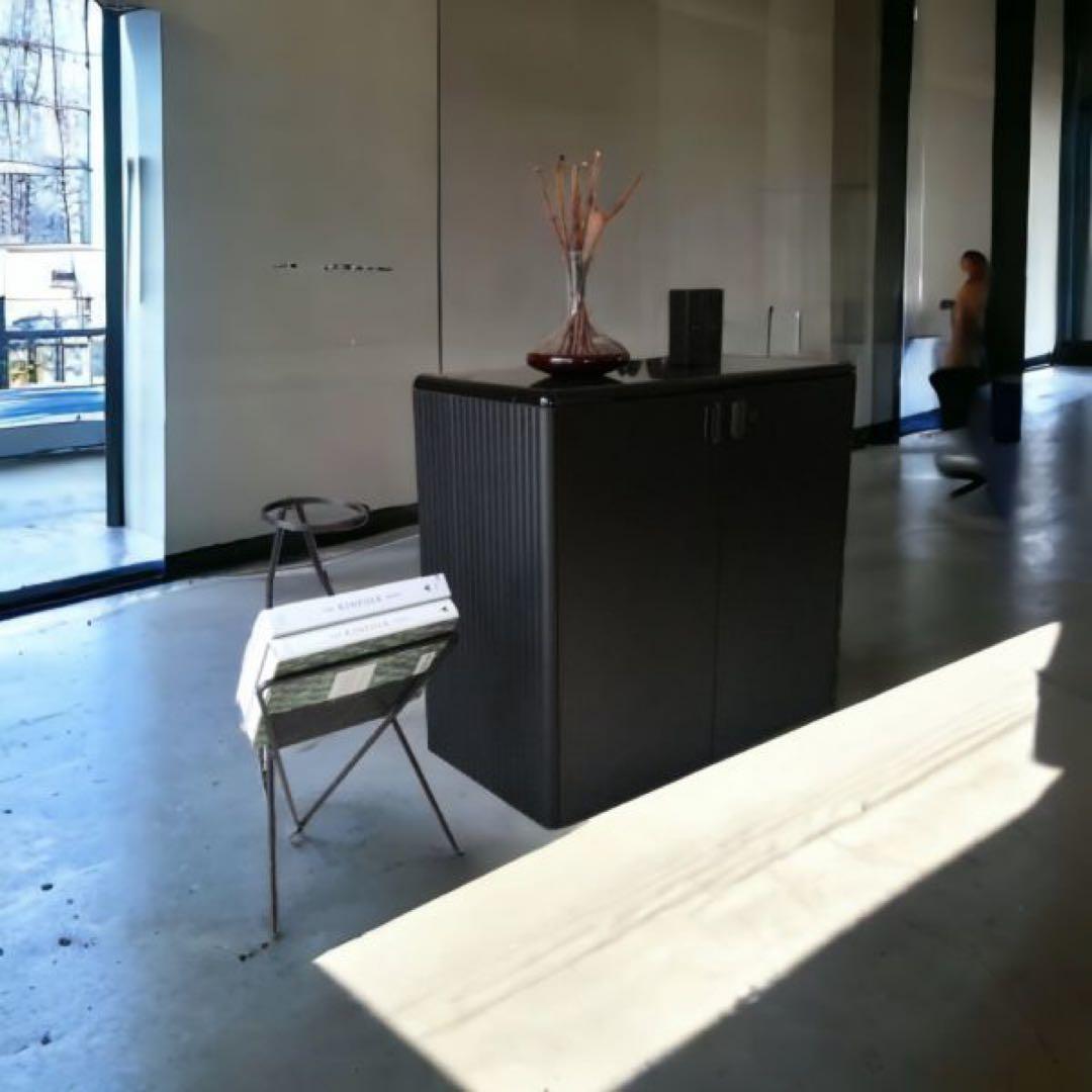 【送料込み】 Storage Cabinet By Mobilia モビリア