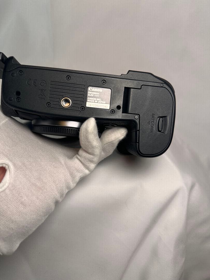 Canon EOS R5 ボディ 本体