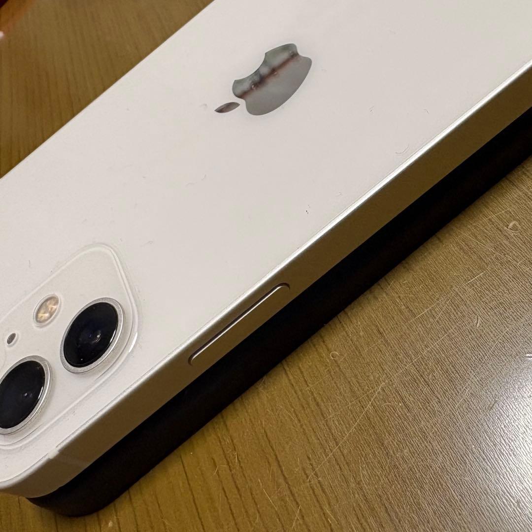 Apple iPhone 12 128GB 本体　SIMフリー