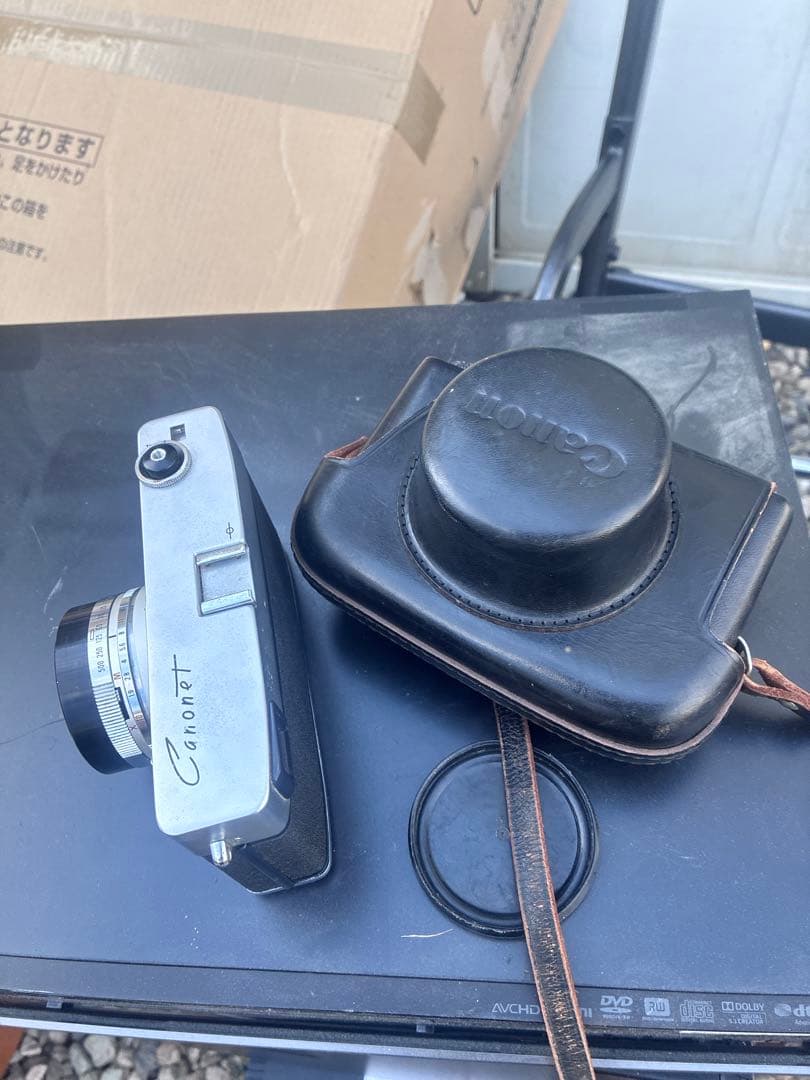 Canon製のレンジファインダーカメラ