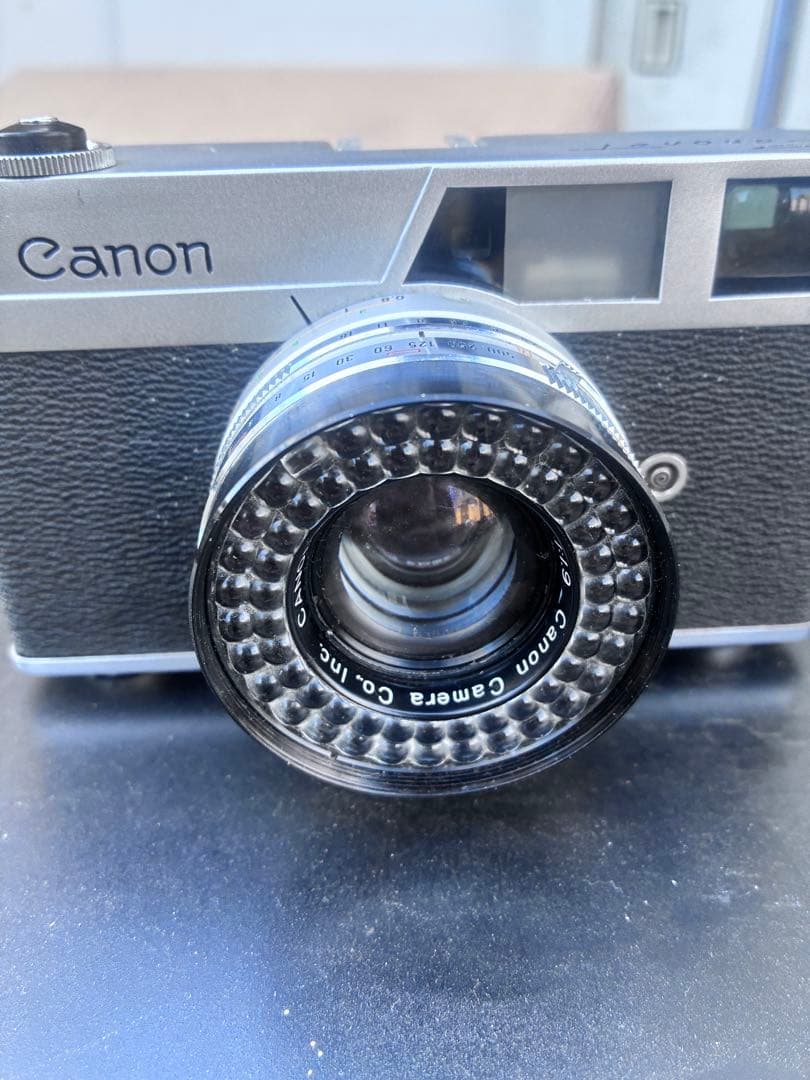 Canon製のレンジファインダーカメラ