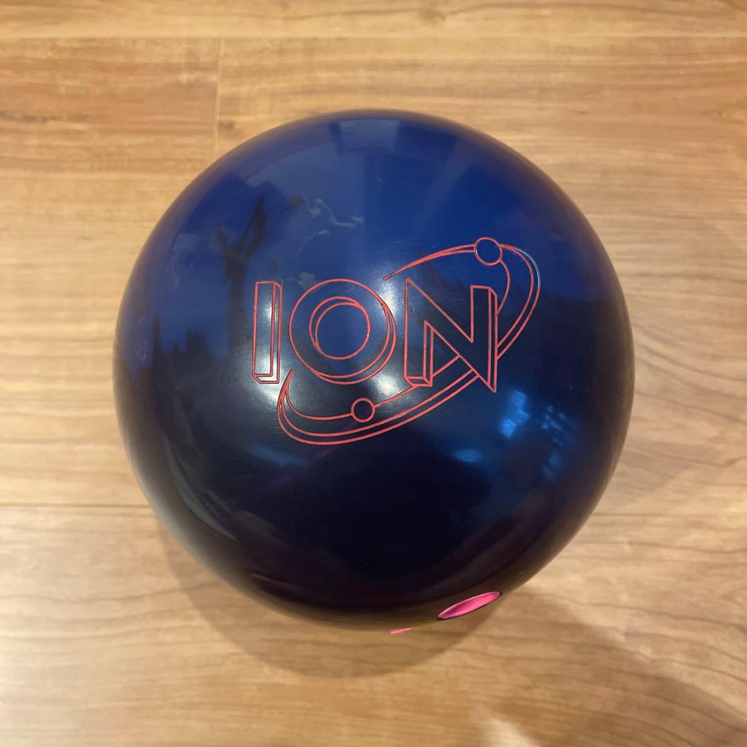 ボウリングボール　ストーム　アイオンプロ　15ポンド