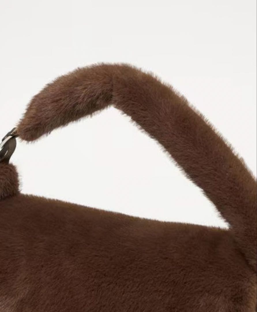 本日限定値下げ‼️別注〈NOMADIS＞LUCK フェイクファー ショルダーバッグ