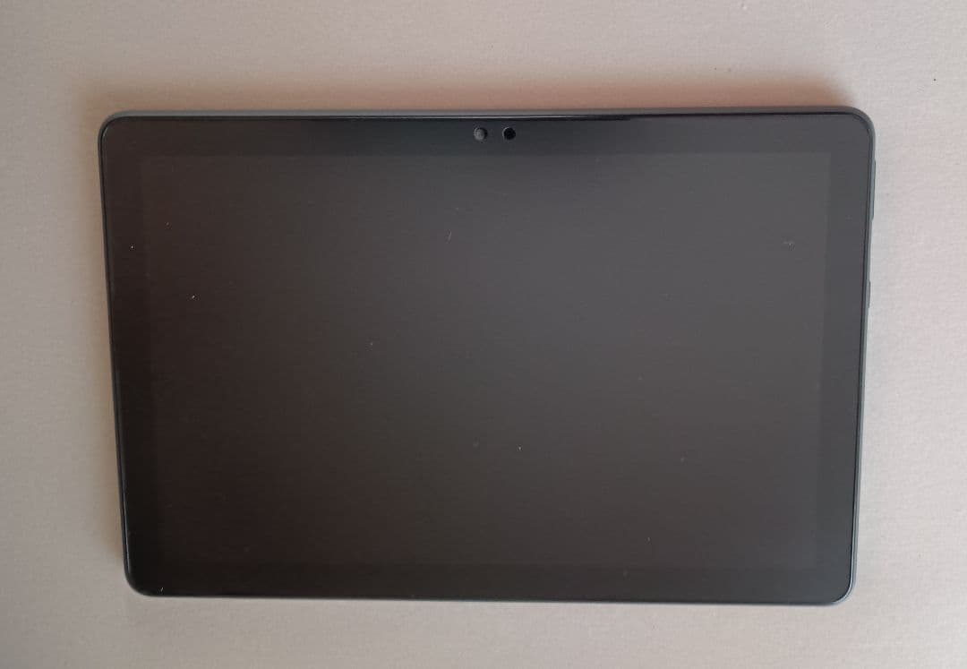 Amazon Fire HD 10 Plus (第11世代) 64GB　本体のみ