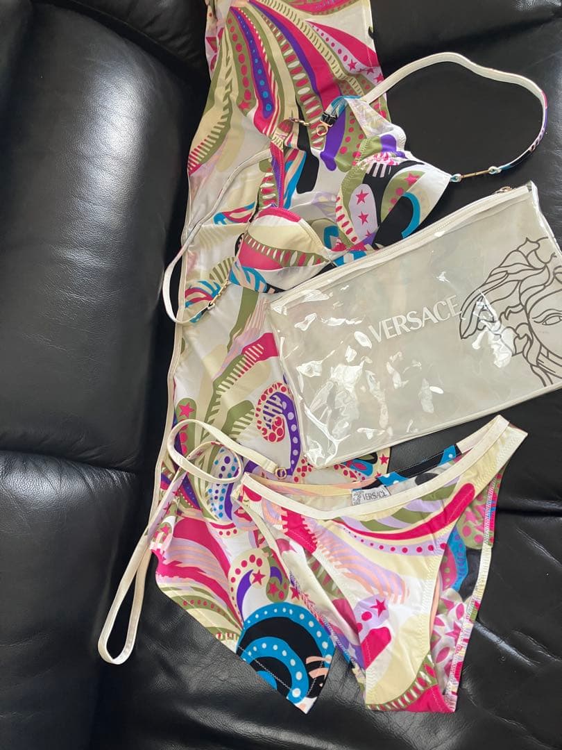 VERSACE カラフルペイズリー セパレート水着