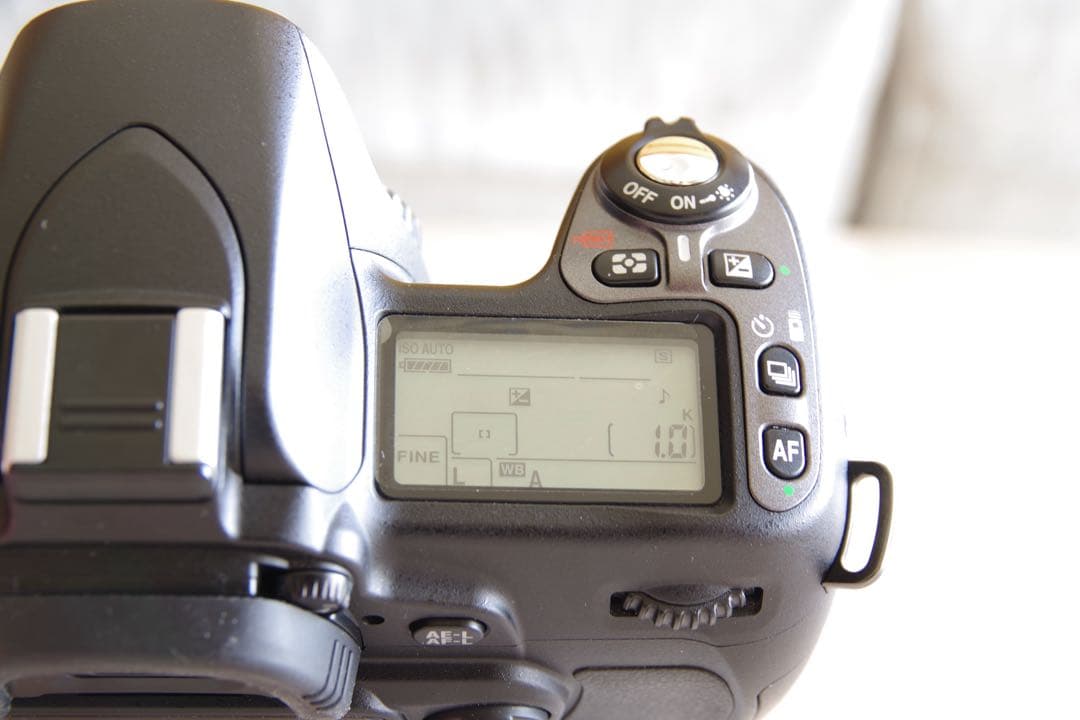 『完動美品』Nikon D80 CCDデジタル一眼レフカメラ、ズームレンズ付き