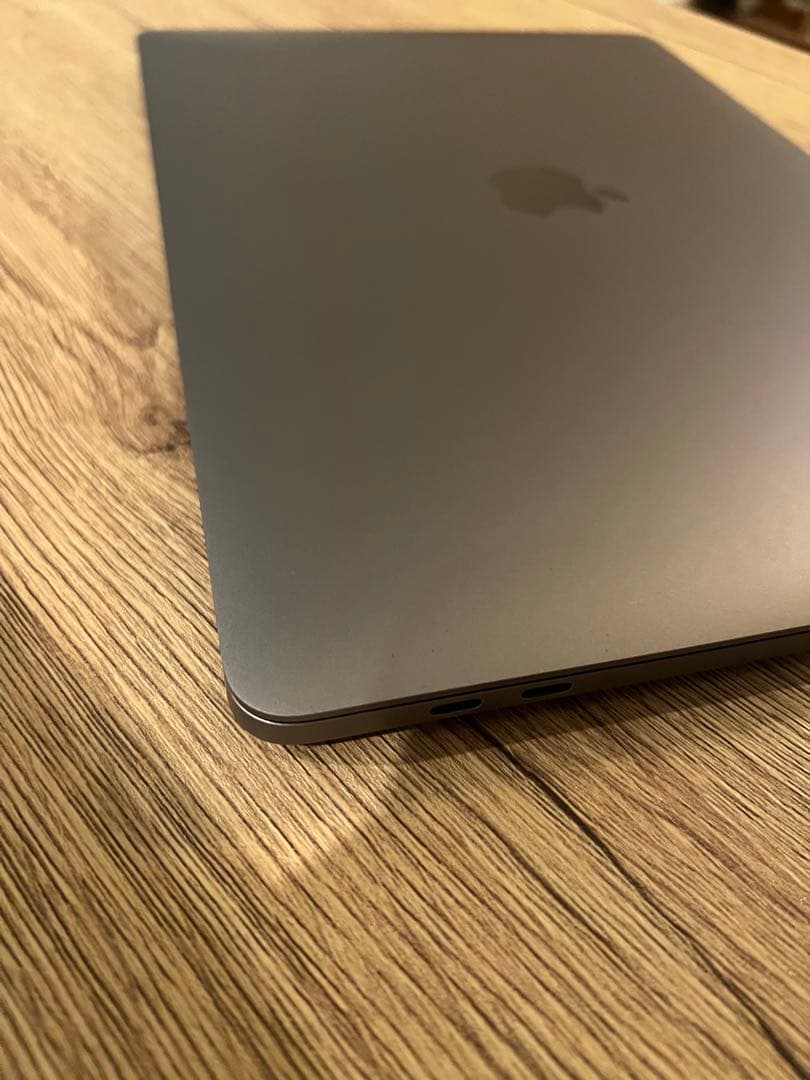 Apple MacBook Pro 13 スペースグレー