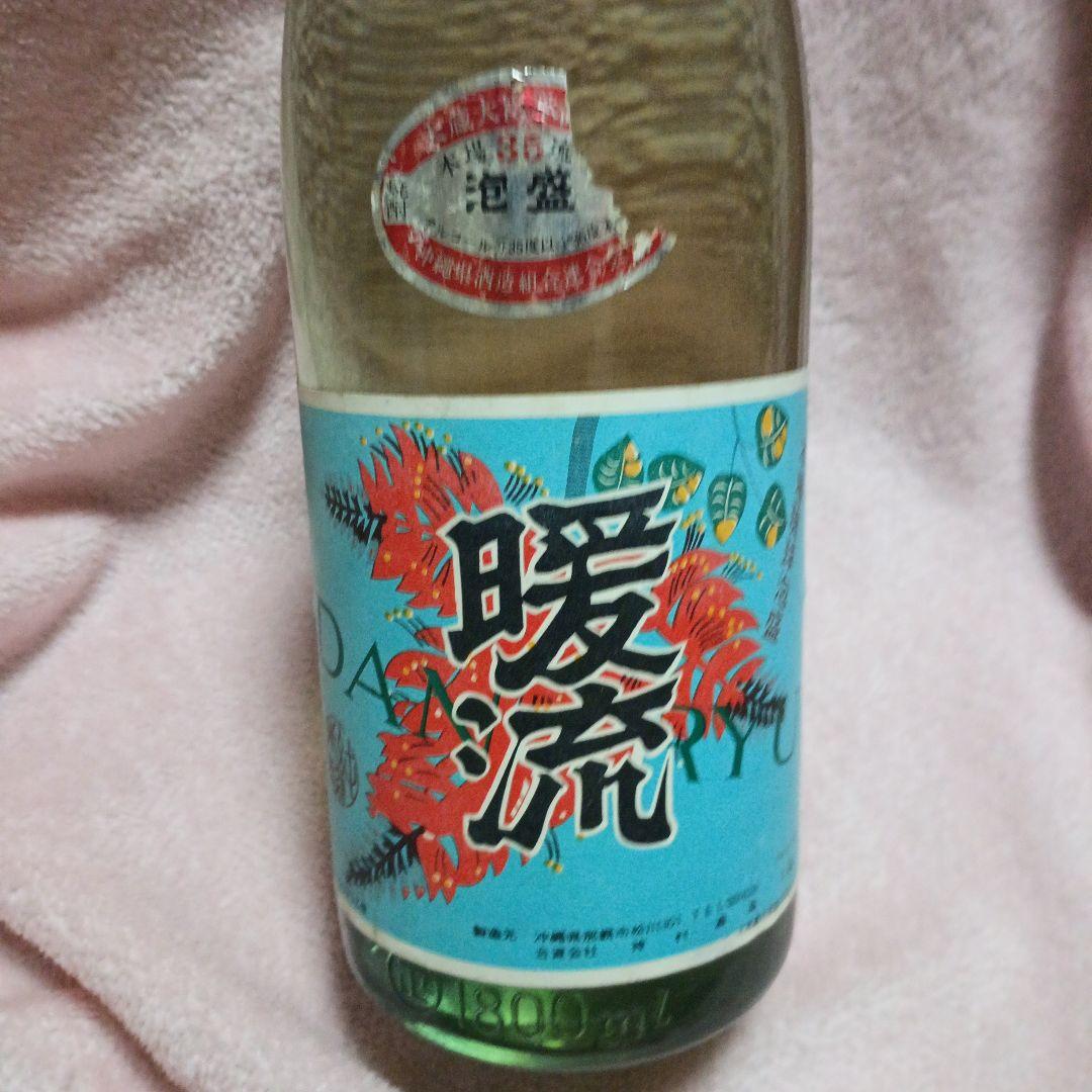 泡盛　暖流　神村酒造　35度　1.8L 50年位前製造　オーク樽貯蔵酒