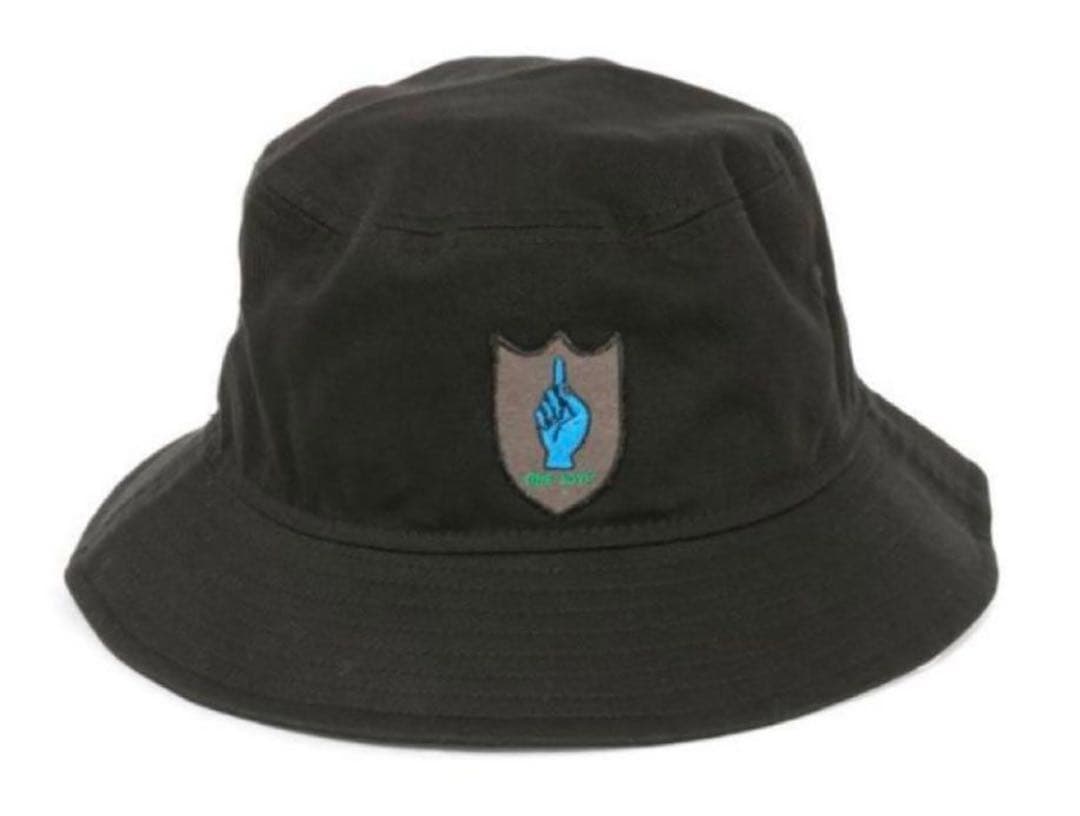 sacai x NEW ERA® Gonz ONE LOVE Hat