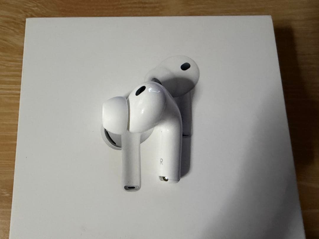AirPods Pro 3 ケース、片耳のみ