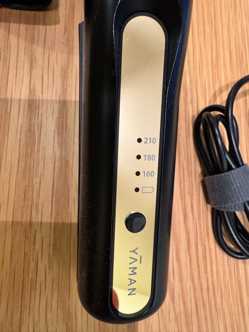 YAMAN ブラシ型ヘアアイロン 160/180/210度