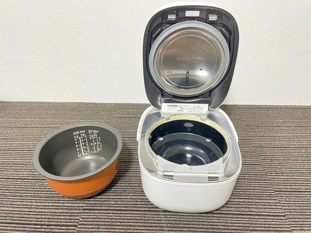 東芝　RC-10VSP 真空圧力IH ホワイトデジタル炊飯器