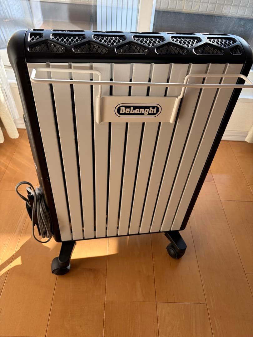 【美品】デロンギマルチダイナミックヒーターMDHAA15WiFi専用ハンガー付