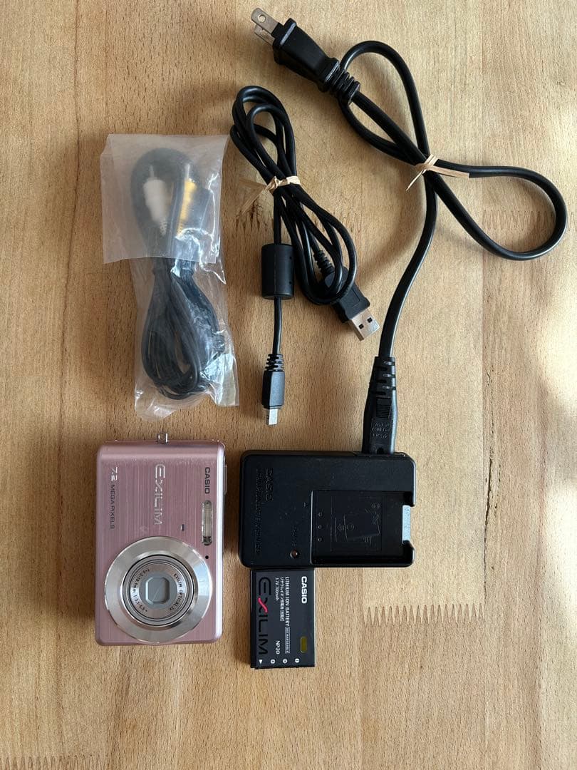 【人気色】CASIO EXILIM EX-Z77 ピンク