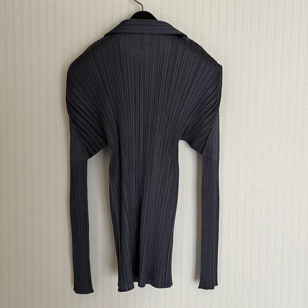 PLEATSPLEASE イッセイミヤケ カーディガン　グレー　3