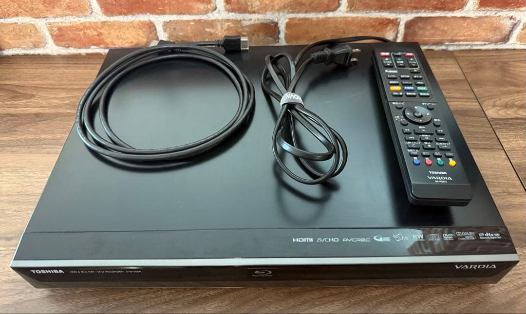 TOSHIBA VARDIA ブルーレイレコーダー　D-B1005K