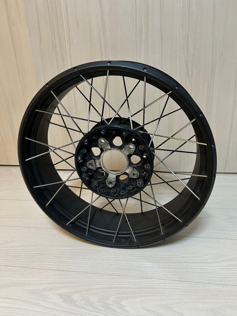  水冷 R1200/R1250 GS Adventure リア ホイール