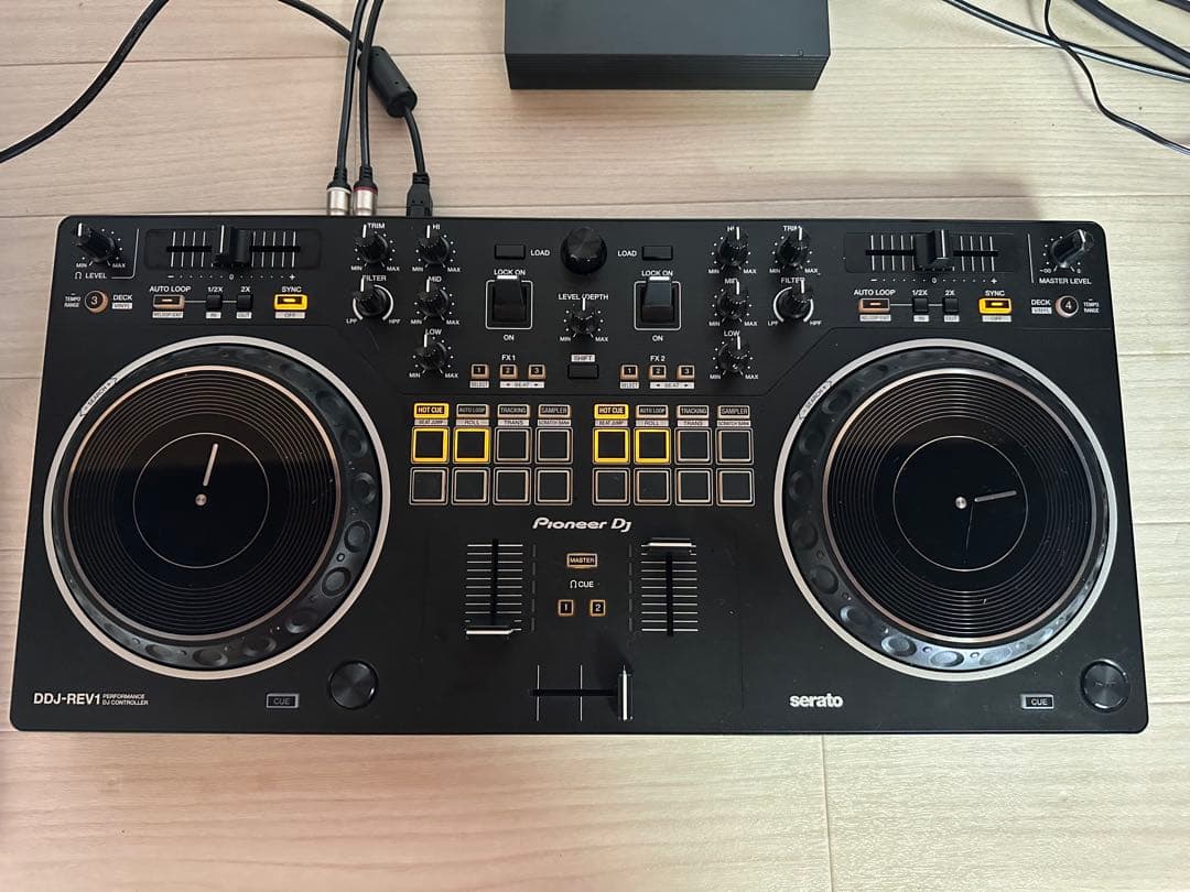 美品‼️Pioneer DJ DDJ-REV1 コントローラー&箱付き