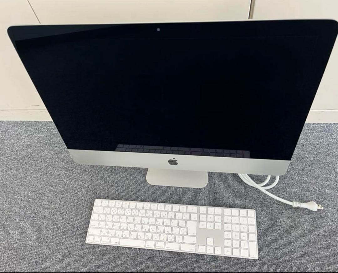 0*1様 Apple iMac シルバー 本体+キーボード