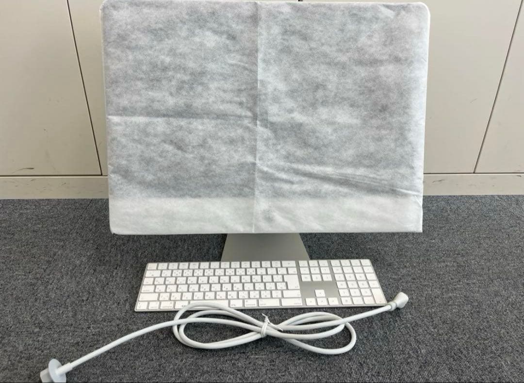 0*1様 Apple iMac シルバー 本体+キーボード