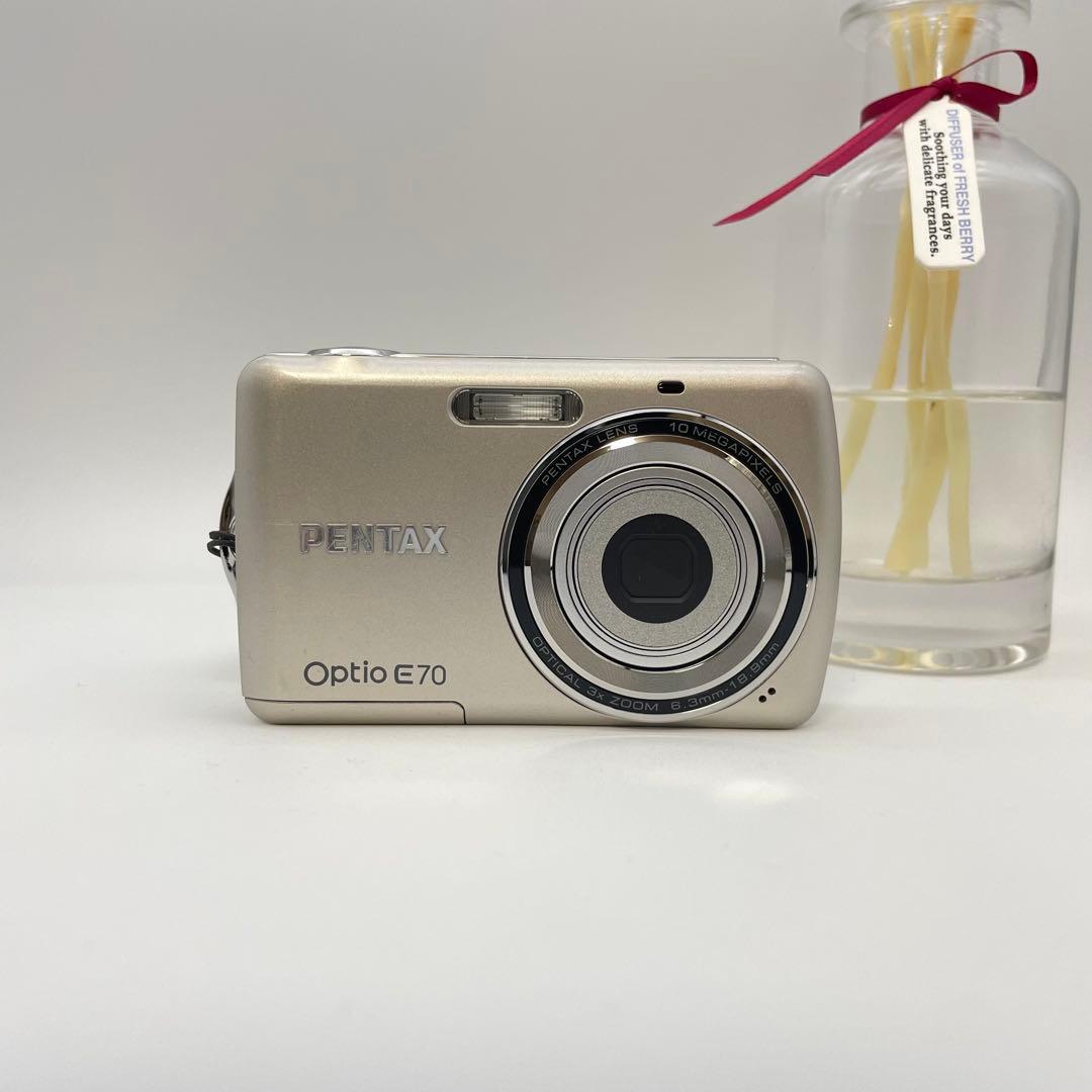 美品✨PENTAX Optio E70✨動作確認済 スマホ転送OK 単三電池♪