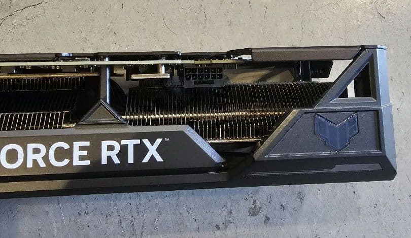再値下げ ASUS TUF RTX4070Ti OC12GB 即日発送