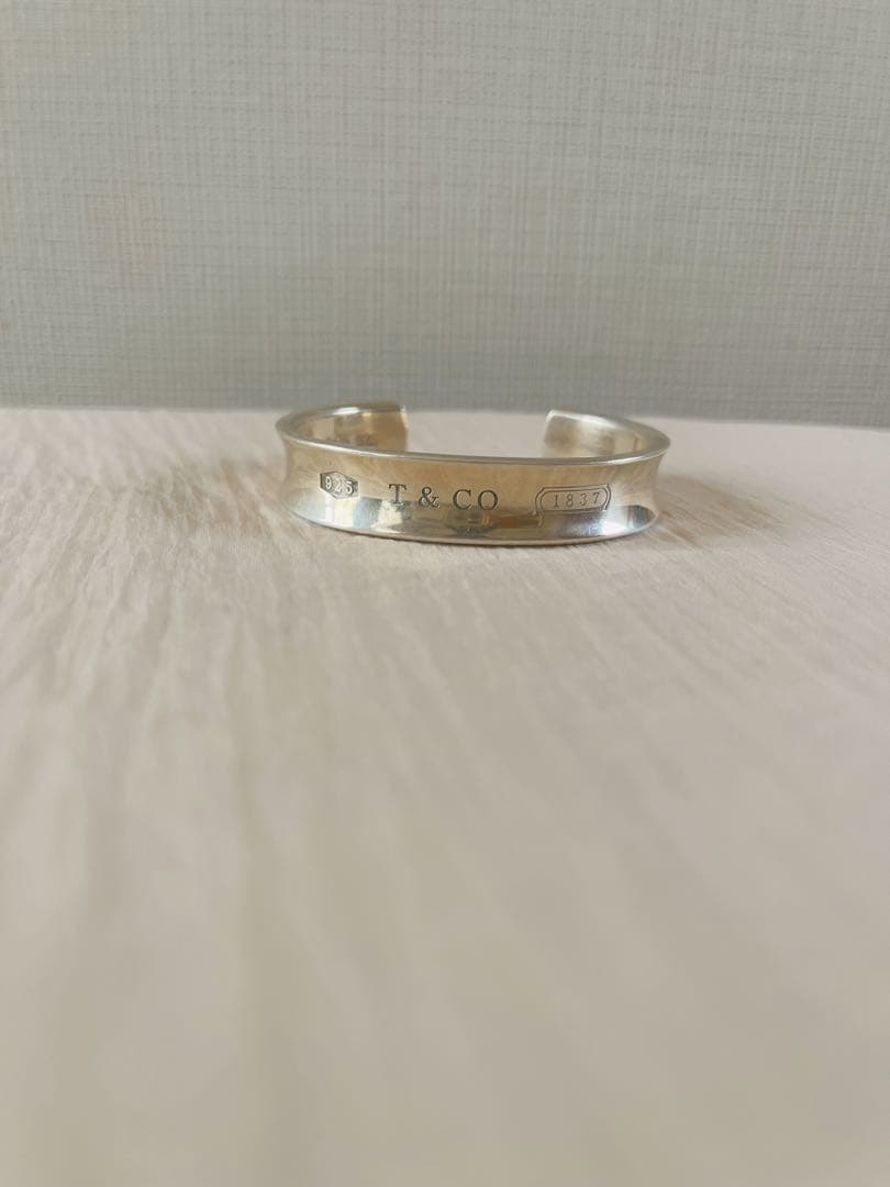 Tiffany & Co. ティファニーカフバングル