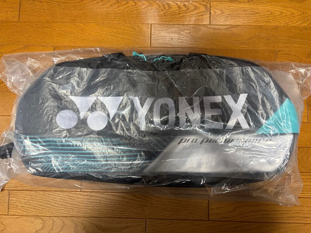 新品・未使用 ヨネックス トーナメントバッグ BAG2401W BK/SL