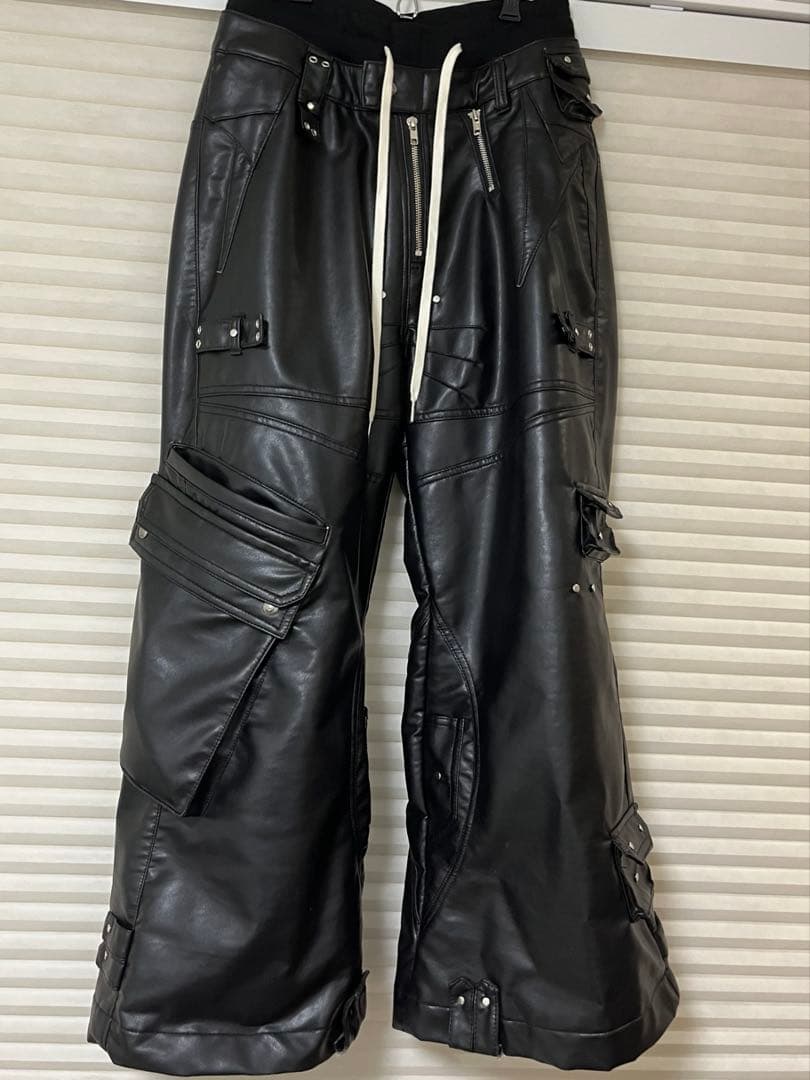 COZY WORLDWIDE コジーワールドワイドレザーカーゴパンツ S