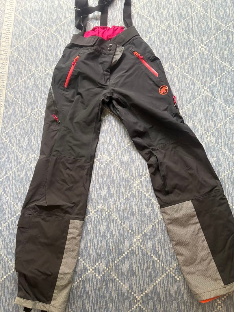 スノーウェアー