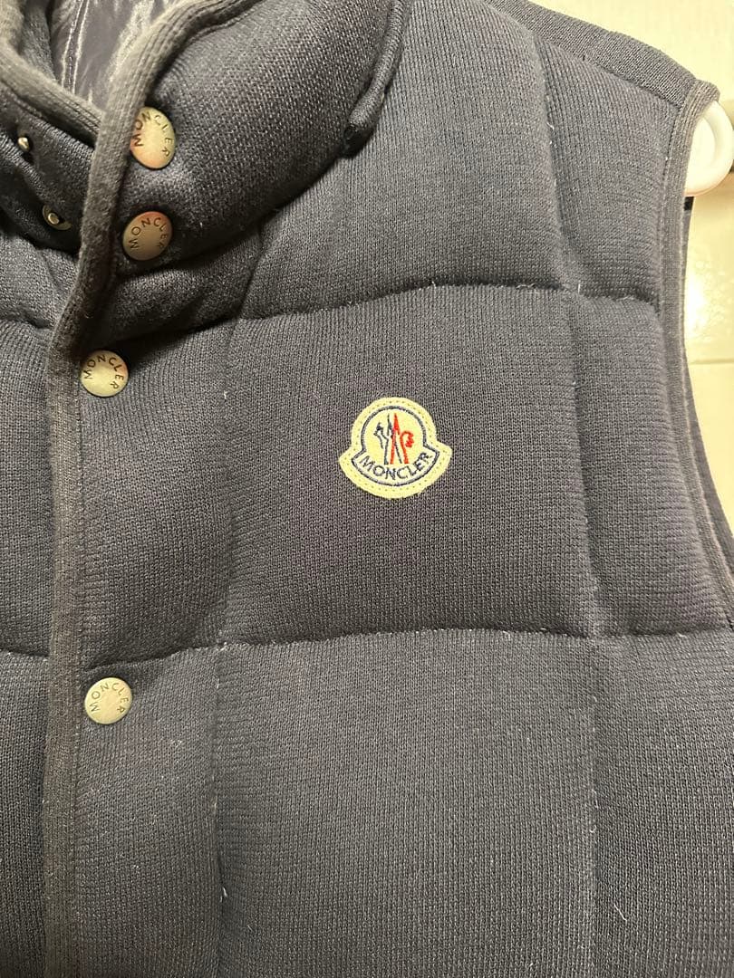 MONCLERモンクレール　ダウンベスト　L