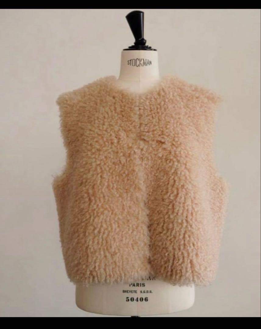 年末セール⭐︎新品タグ付きOHGA プードルベスト