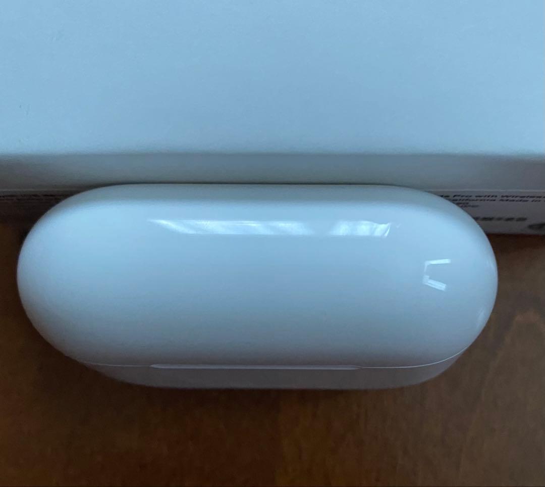 m.AirPods Pro 箱付 付属品完備 ケース付