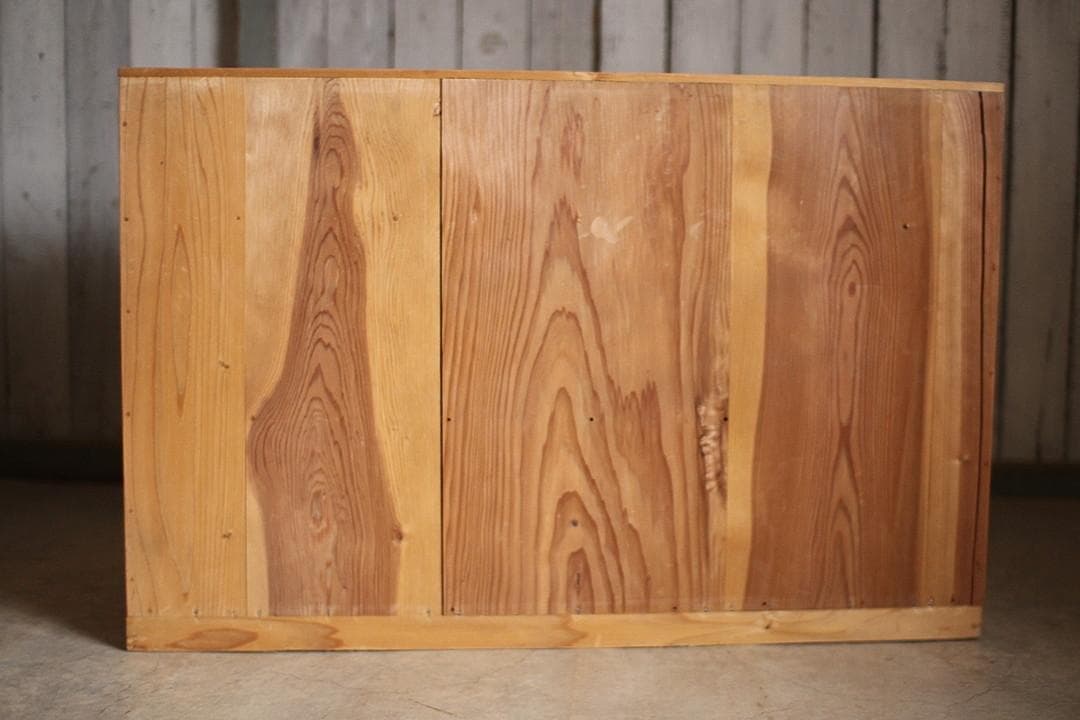 古い木製の引き出し5杯　チェスト　桐箪笥 昭和レトロ　古家具　古民家　時代家具