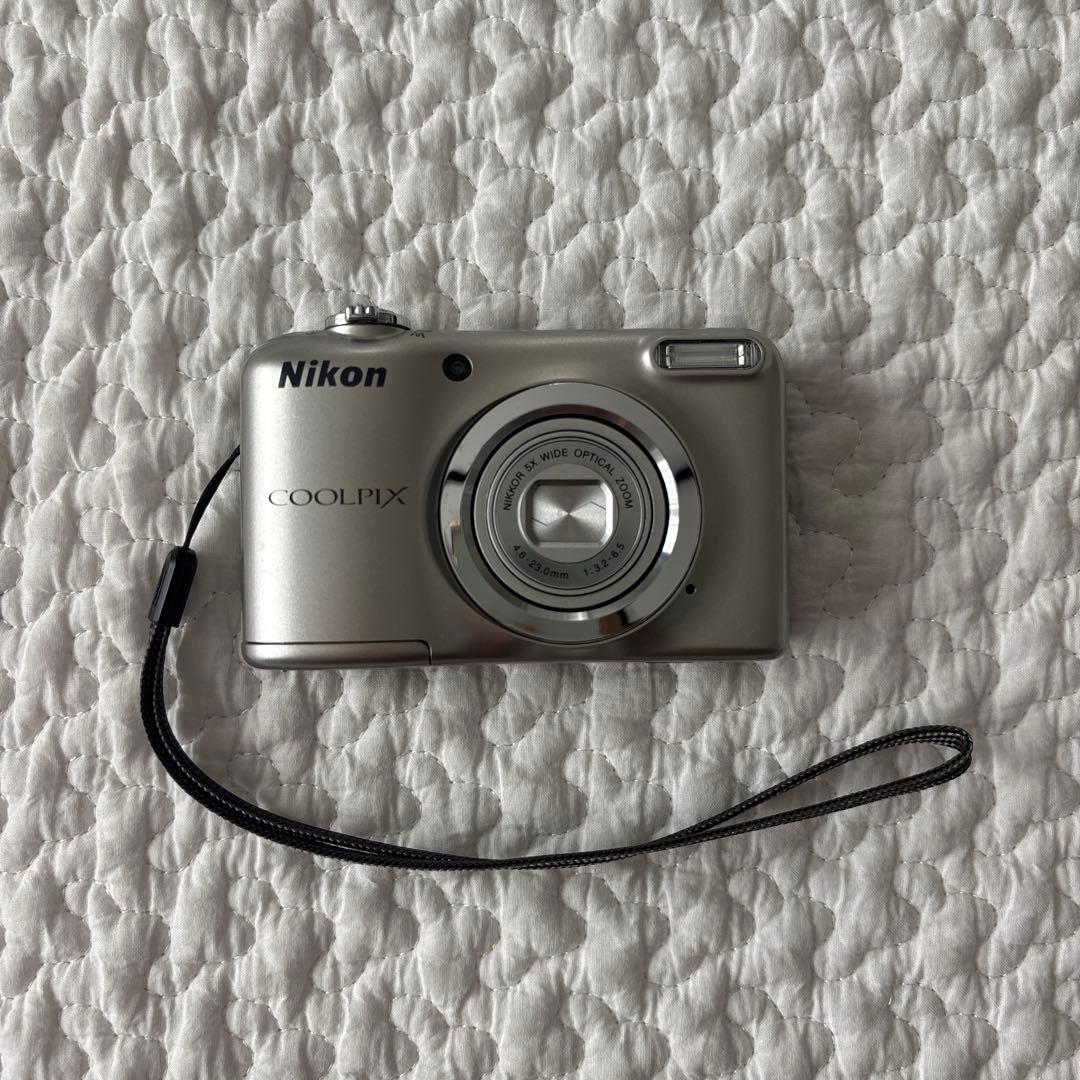 Nikon COOLPIX A10 (SanDiskSDHCカード16GB付き)