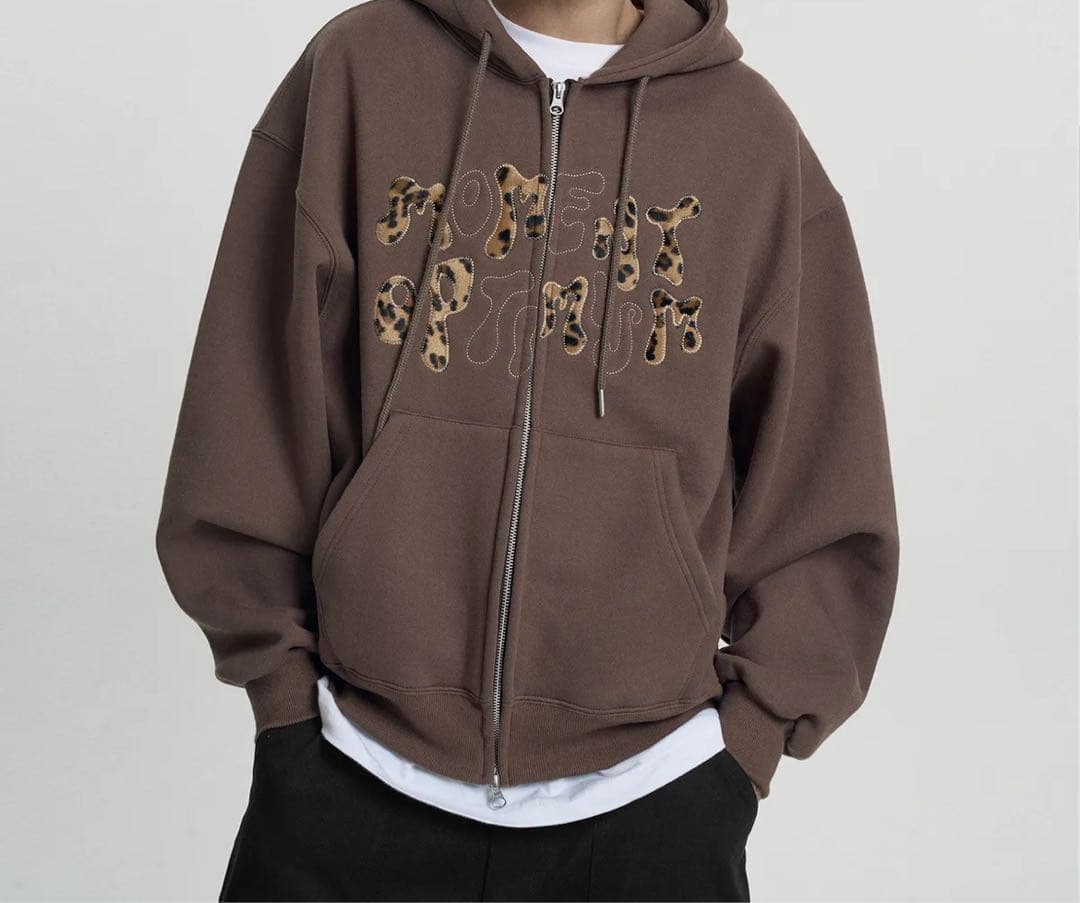 トップス MOO Leopard Applique Hoodie musinsa