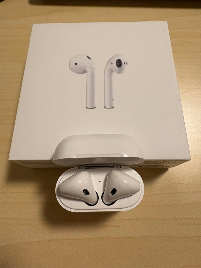 美品　Airpods 2世代