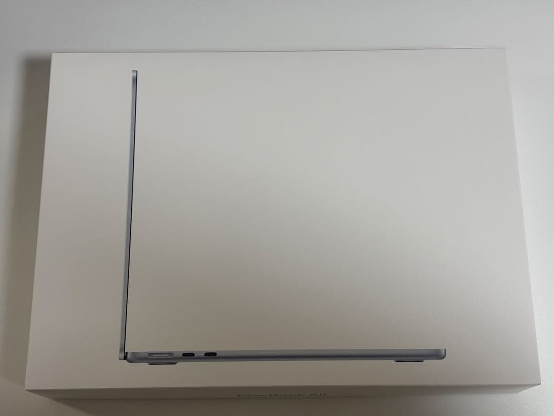 【24日まで限定価格】M4 MacBook Air 13インチ 32GB 1TB