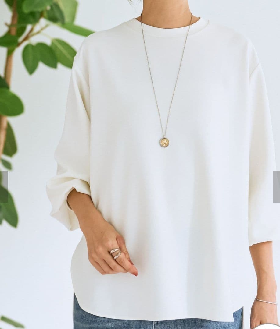 BEARDSLEY 　Tブラウス