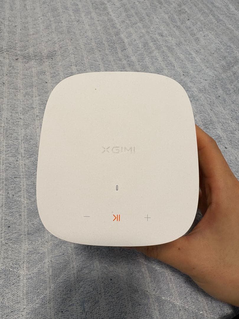 XGIMI MOGOpro プロジェクター