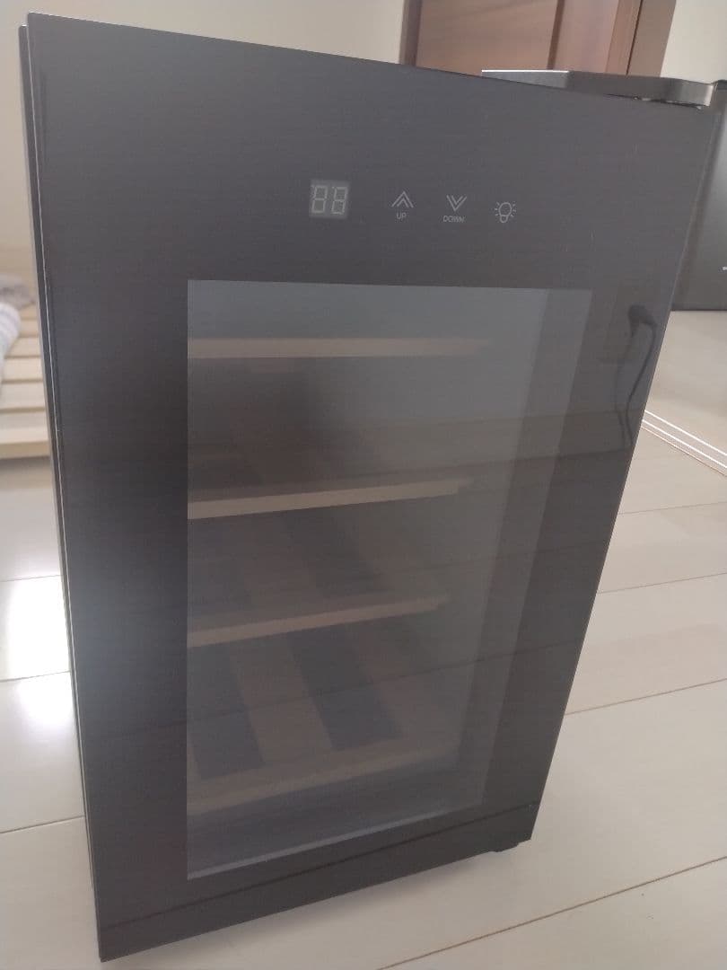 【Nyarome】PlusQ ワインセラー 8本収納 BWC-008P