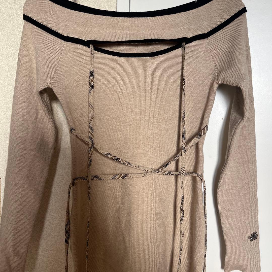 【美品】ミシェルマカロンチェックリボンオフショルニットワンピベージュフリーサイズ