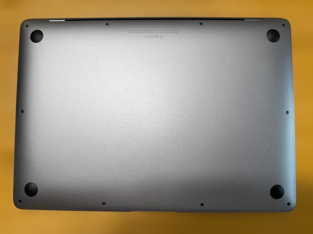 MacBook Air 13インチ M1 8GBメモリ SSD 256GB