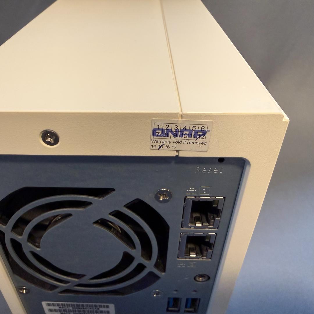 QNAP TS-231+ 2ベイNAS