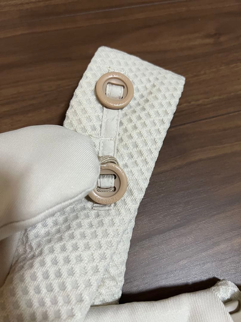 エルゴベビー　オムニブリーズ　ナチュラルベージュ　抱っこ紐