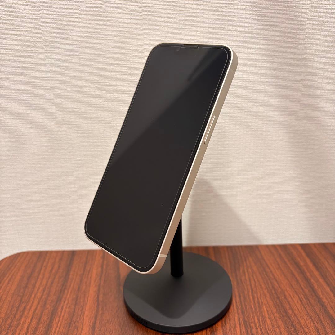 【新品同様】Apple iPhone 13 スターライト(ホワイト)128GB